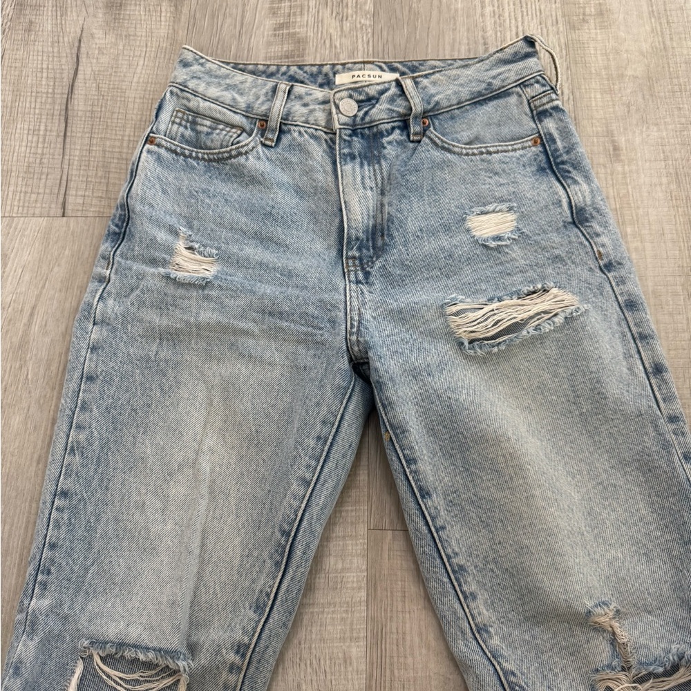 Pacsun Mom Jeans 24